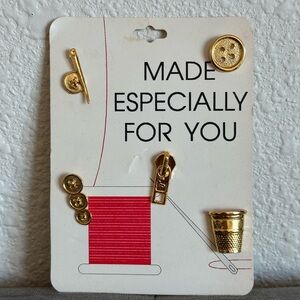 Vintage 5 Piece Pin Set